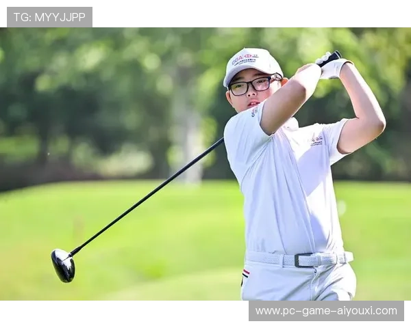 高尔夫新冠军横空出世，一杆进洞震撼全场